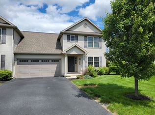 5233 Summerfield Dr, Mount Joy, PA 17552