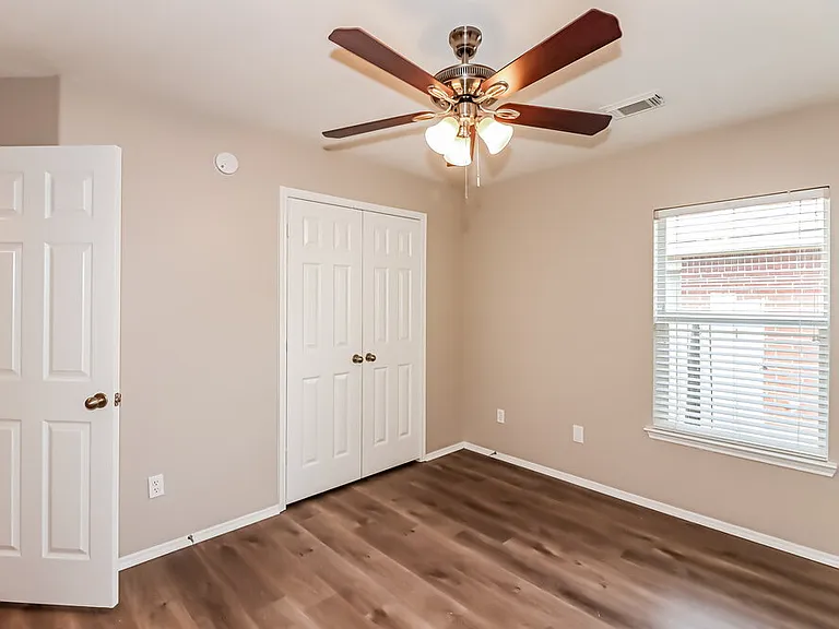7510 Braeberry Ct — Photo 13