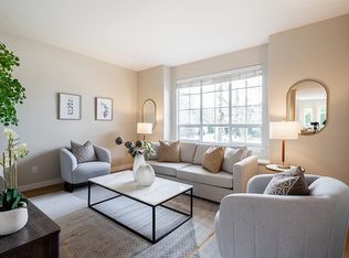 3338 Rosemary Heights Cres, Surrey, BC V3Z 0K7