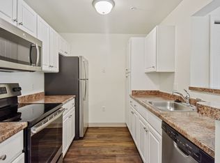 Kensington at Chelmsford, Chelmsford, MA 01824