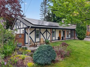 1404 Albatross Ave, Comox, BC V9M 3B2