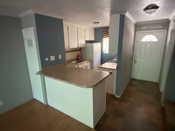 5th image of 2237 Hillsborough Ct #3