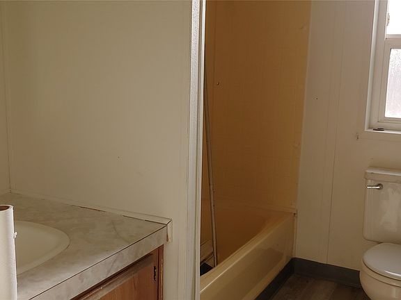 5th image of 610 Euclid Avenue