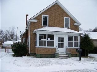 2210 Oliver St, South Bend, IN 46613