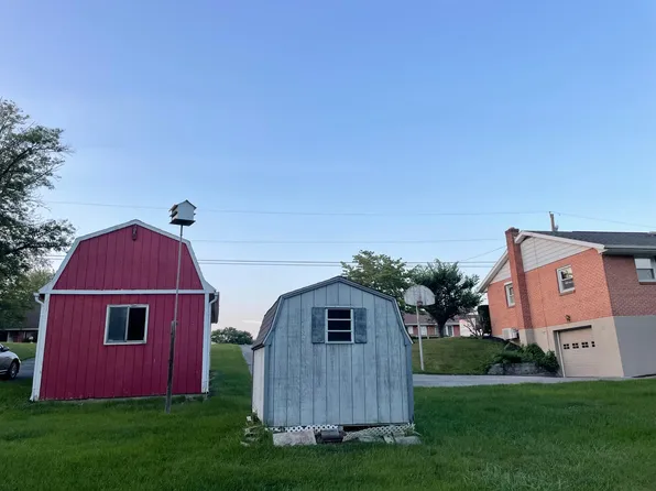 660 Hamilton Ave, Chambersburg, PA 17202