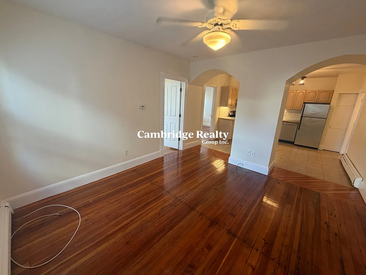 2 bed, 1.0 bath, 875 sqft, $2,826 — Photo 2