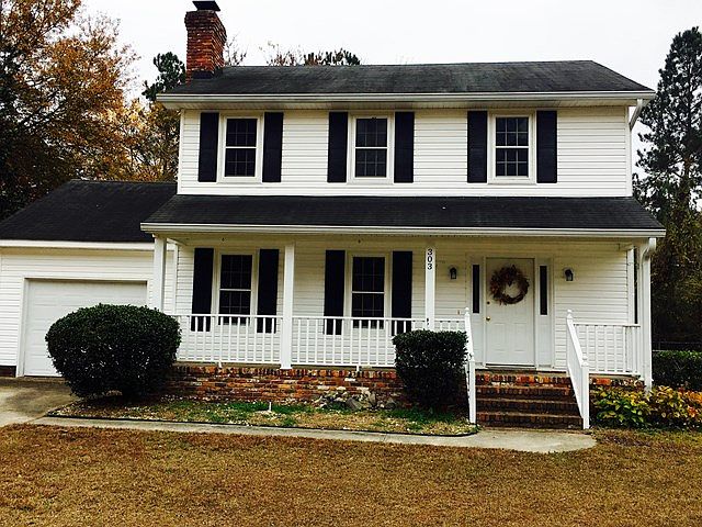 1st image of 303 Fair Oaks Ct