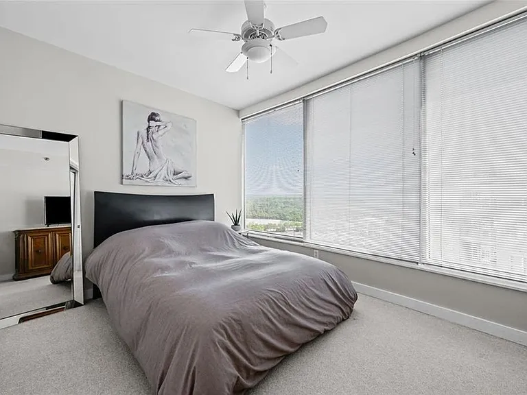 3338 Peachtree Rd NE #1105 — Photo 12