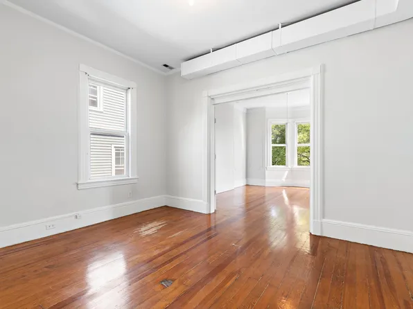 11 Hudson Place image 9 of 16