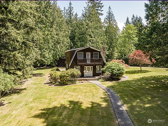 3rd image of 91 Chinook Lane