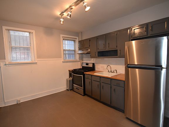 3rd image of 2034 E Auburn St #1A