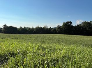 26 Amonett Ln, Byrdstown, TN 38549