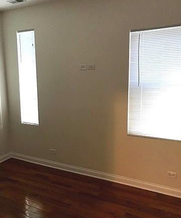 2nd image of 2725 W Barry Ave #2T