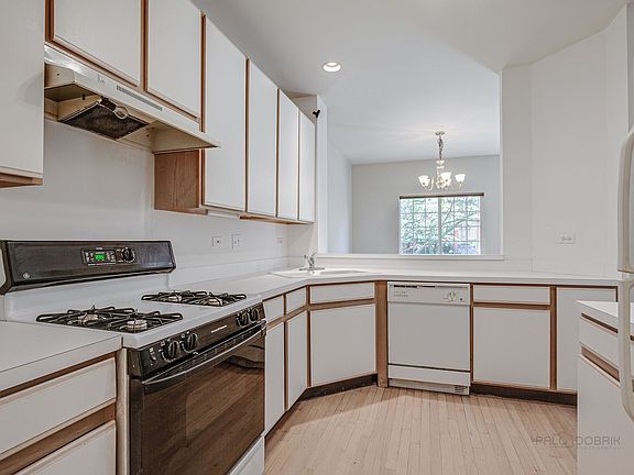 5th image of 39963 N Hidden Bunker Ct