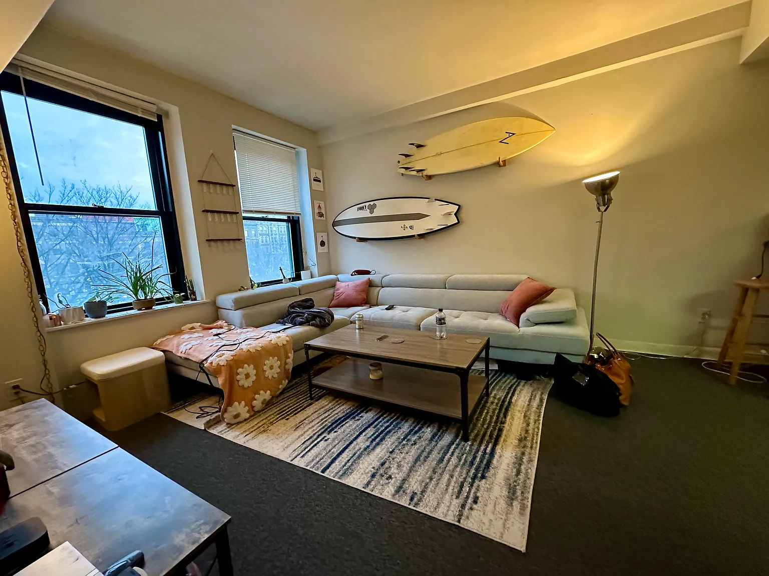 2 bed, 900 sqft, $3,600 — Photo 2