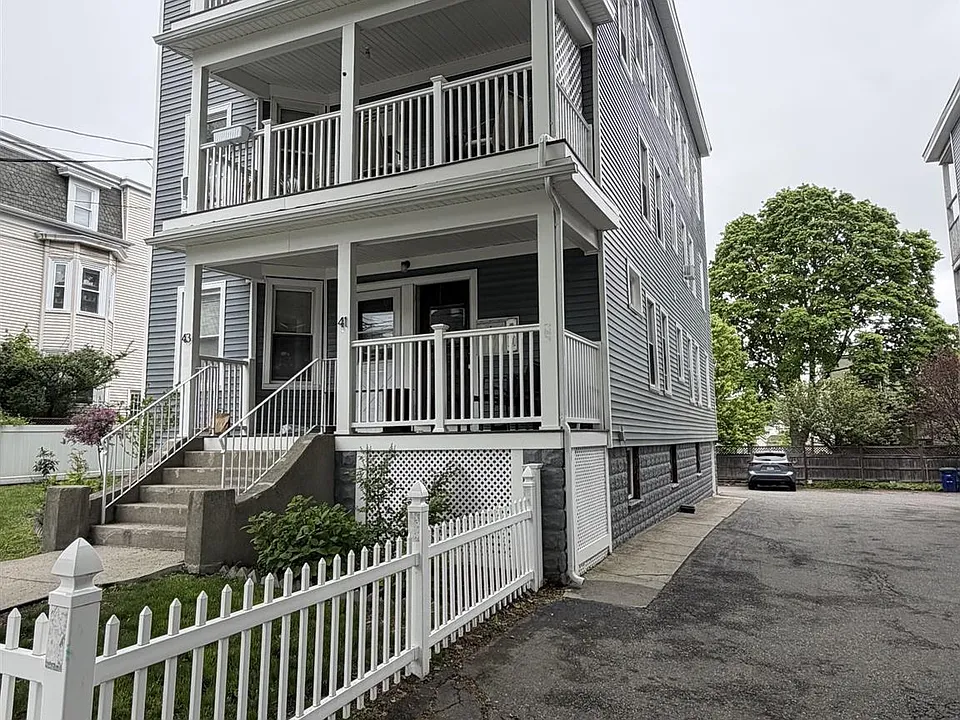 41-43 Jaques St