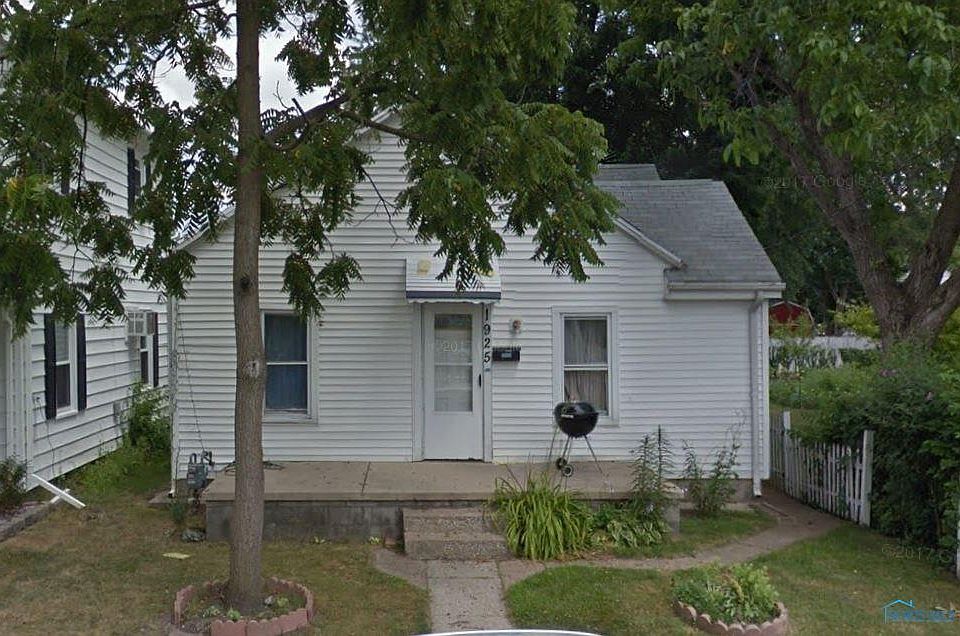 1st image of 1925 Owen St