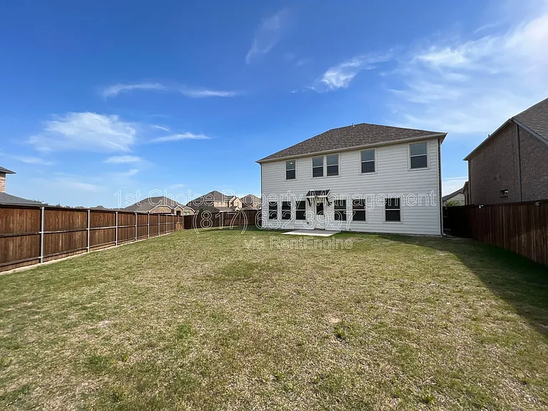 225 Lemley Dr — Photo 26