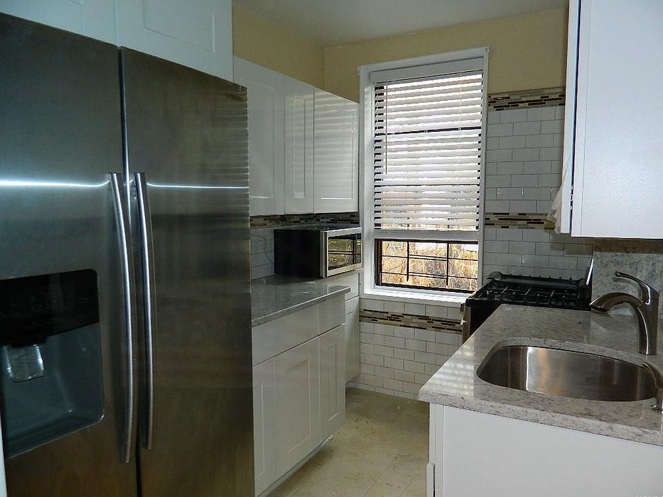 1st image of 650 Warburton Ave APT 7L