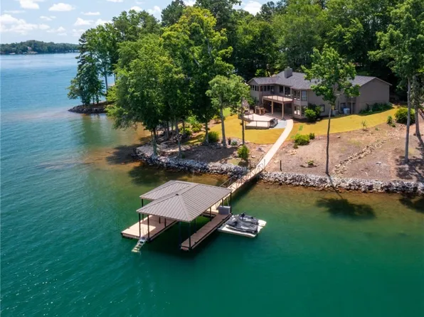 17024 Becknell Dr, Seneca, SC 29672