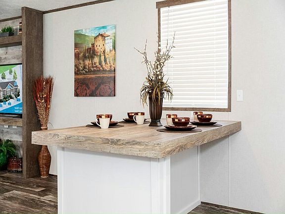 4th image of 203 Sequoia Dr