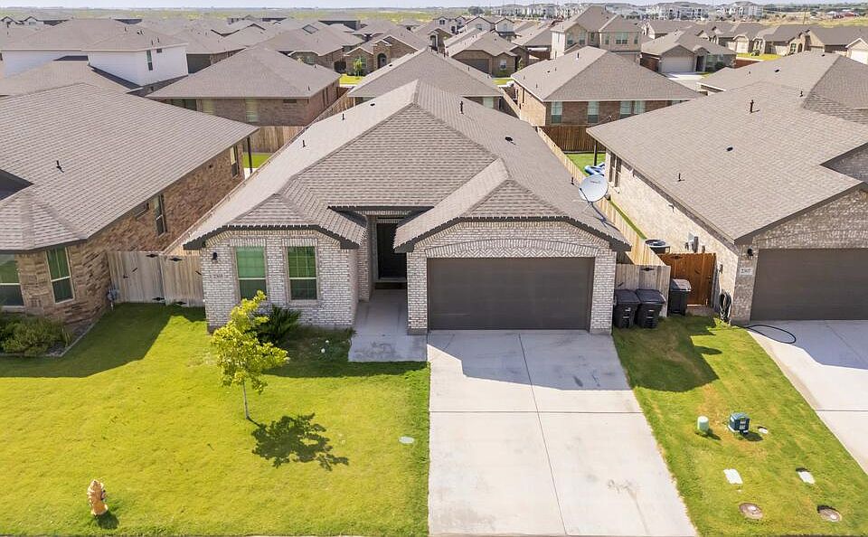 1st image of 2305 Raleigh Point Dr