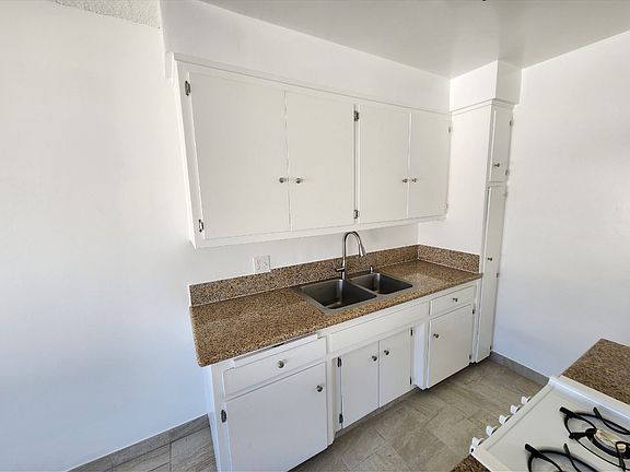 5th image of 1315 W 166th St #D