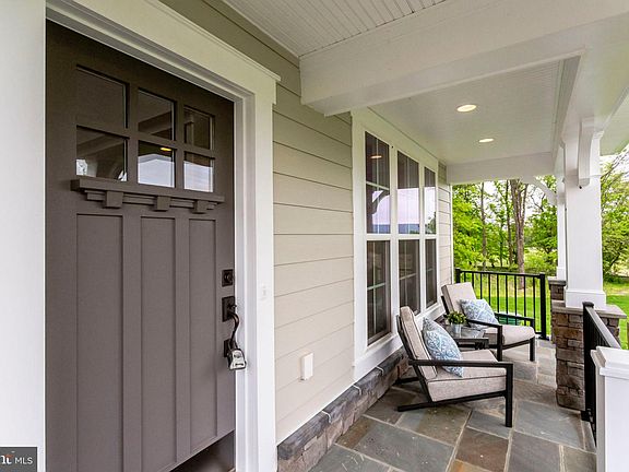 4th image of 3150 Silvan Woods Dr