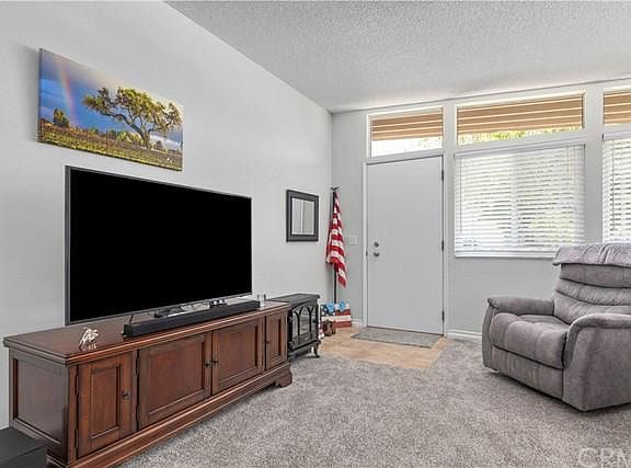 5th image of 1819 Ponderosa Ln