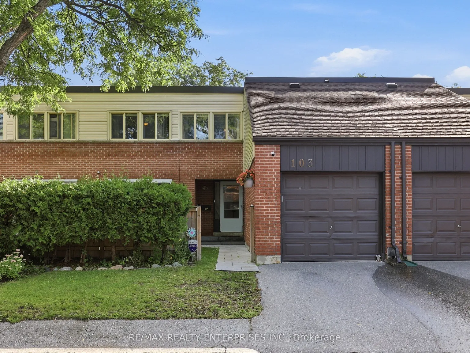 3 bed, $2,600 — Photo 2