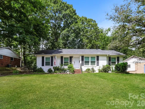 6424 Springfield Dr, Charlotte, NC 28212