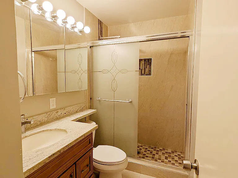2650 Coit Dr — Photo 3