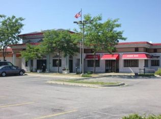 1207 N Skokie Hwy, Gurnee, IL 60031