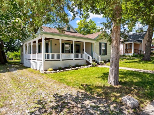 303 Saint Joseph St #1