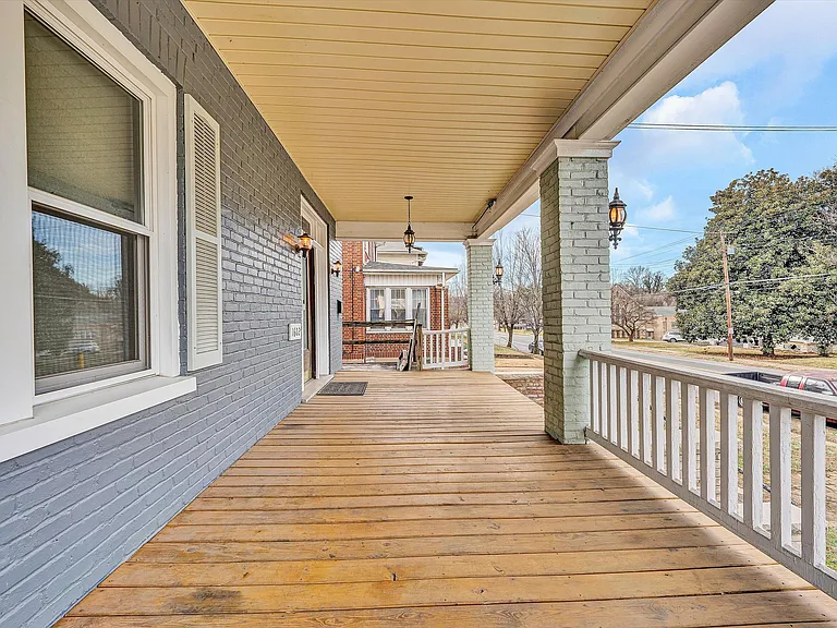 1602 Memorial Ave SW — Photo 12