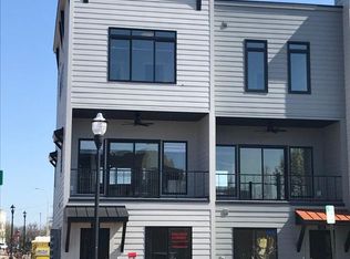 261 W Western Ave, Muskegon, MI 49440