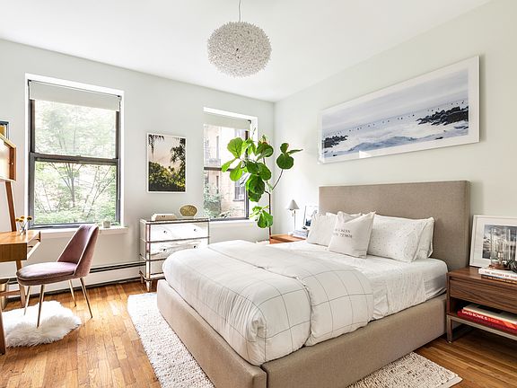 4th image of 295 Saint Johns Pl APT 2C