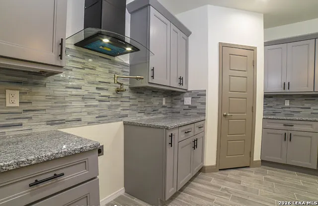 222 E Lindbergh Blvd — Photo 4