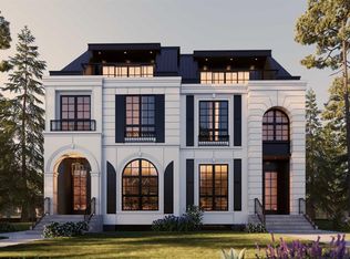 533 SE 32nd St NW, Calgary, AB T2N2V8