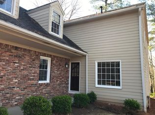 310 Springlake Ter, Roswell, GA 30076