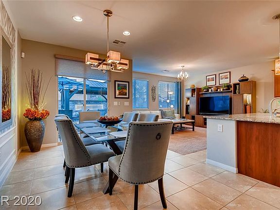 4th image of 9274 Blue Agate St
