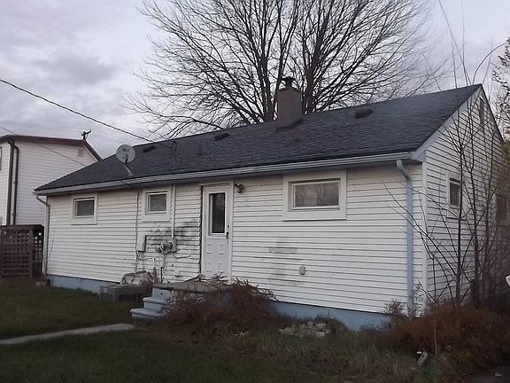 6320 Central Romulus back