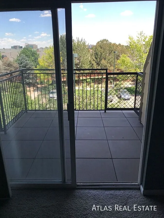 Brand new 2 bed Condo W/ Garage for Rent in the beautiful Town Square Lofts! — Photo 4