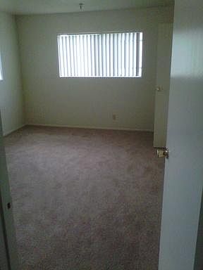 5th image of 13220 Cordary Ave APT 13
