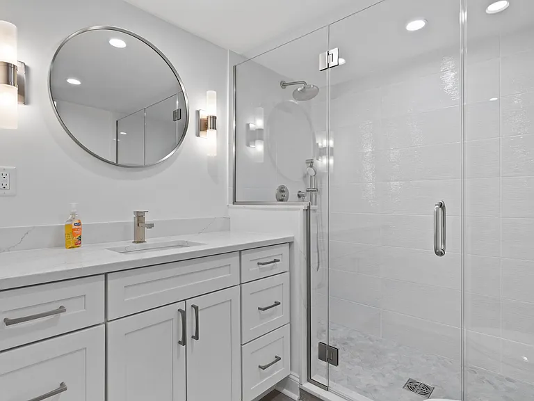 490 Montauk Hwy — Photo 36