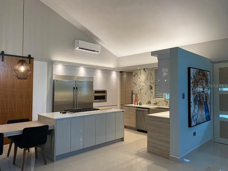 312 Sabanera — Photo 13