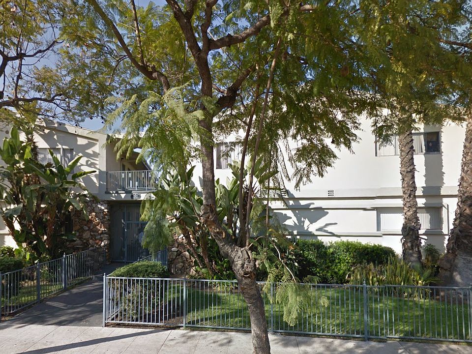 1st image of 985 N Park Cir APT 4