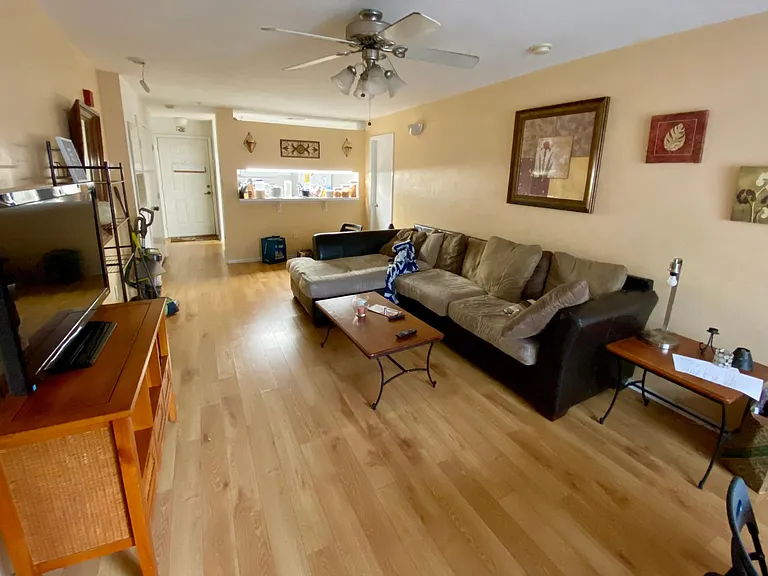 4000 SW 23rd St #5-201 — Photo 3