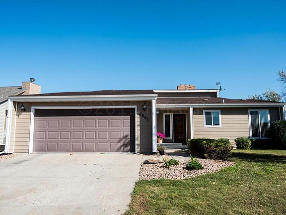 2nd image of 2801 Village Green Dr