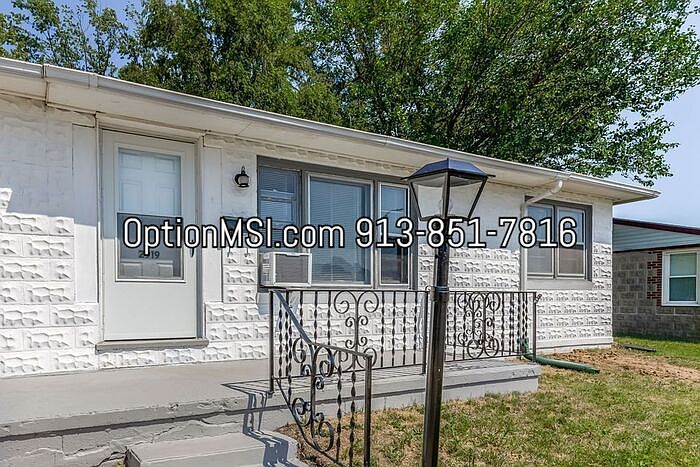 1st image of 2919 S Sterling Ave